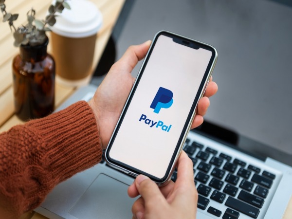 inviare denaro con paypal